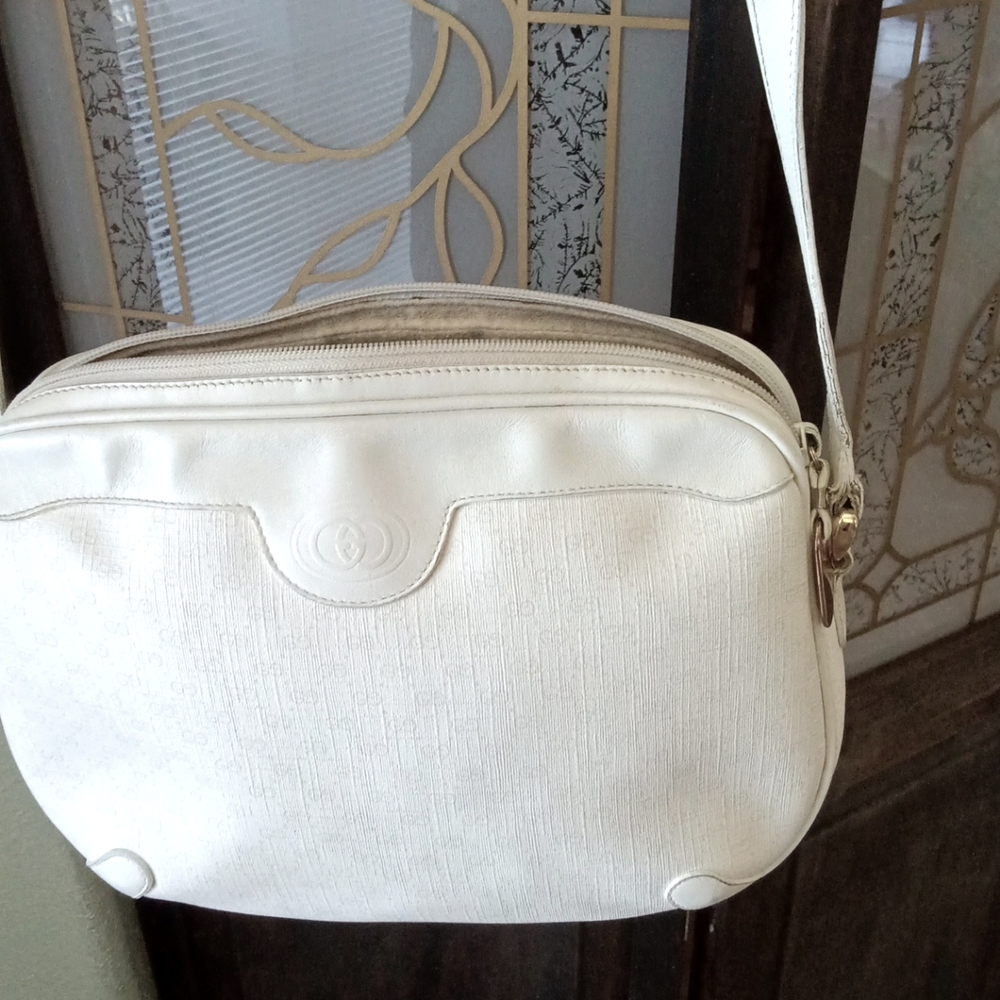 Authentic Gucci VintageCrossbody bag, *RARE* ALL White